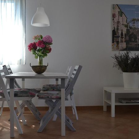 Apartments Roza Medulin Buitenkant foto
