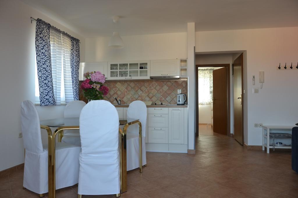 Apartments Roza Medulin Kamer foto